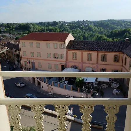 Hotel La Dimora Del Viandante Portacomaro