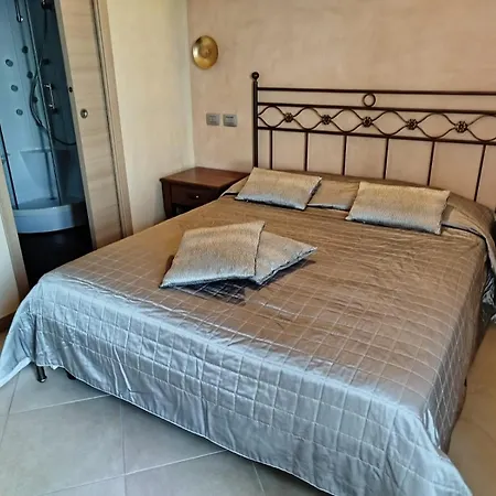 Hotel La Dimora Del Viandante 3*