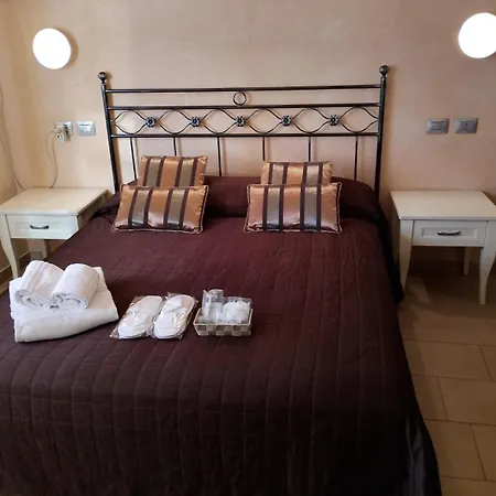 Hotel La Dimora Del Viandante 3*