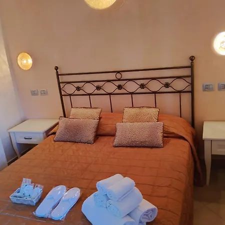 Hotel La Dimora Del Viandante Portacomaro